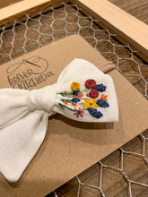 Load image into Gallery viewer, JL Autumn Garden Bow