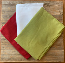 Load image into Gallery viewer, 'Merry' Bow