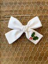 Load image into Gallery viewer, Holly Bow