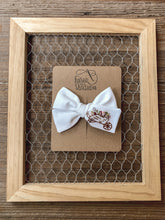 Load image into Gallery viewer, JL Wheelbarrow Bow