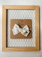 Load image into Gallery viewer, Lemon Bow