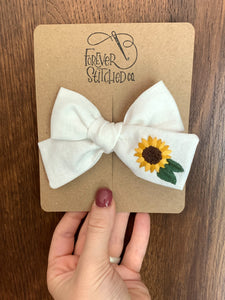 JL Sunflower Bow