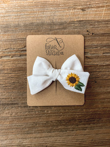 JL Sunflower Bow